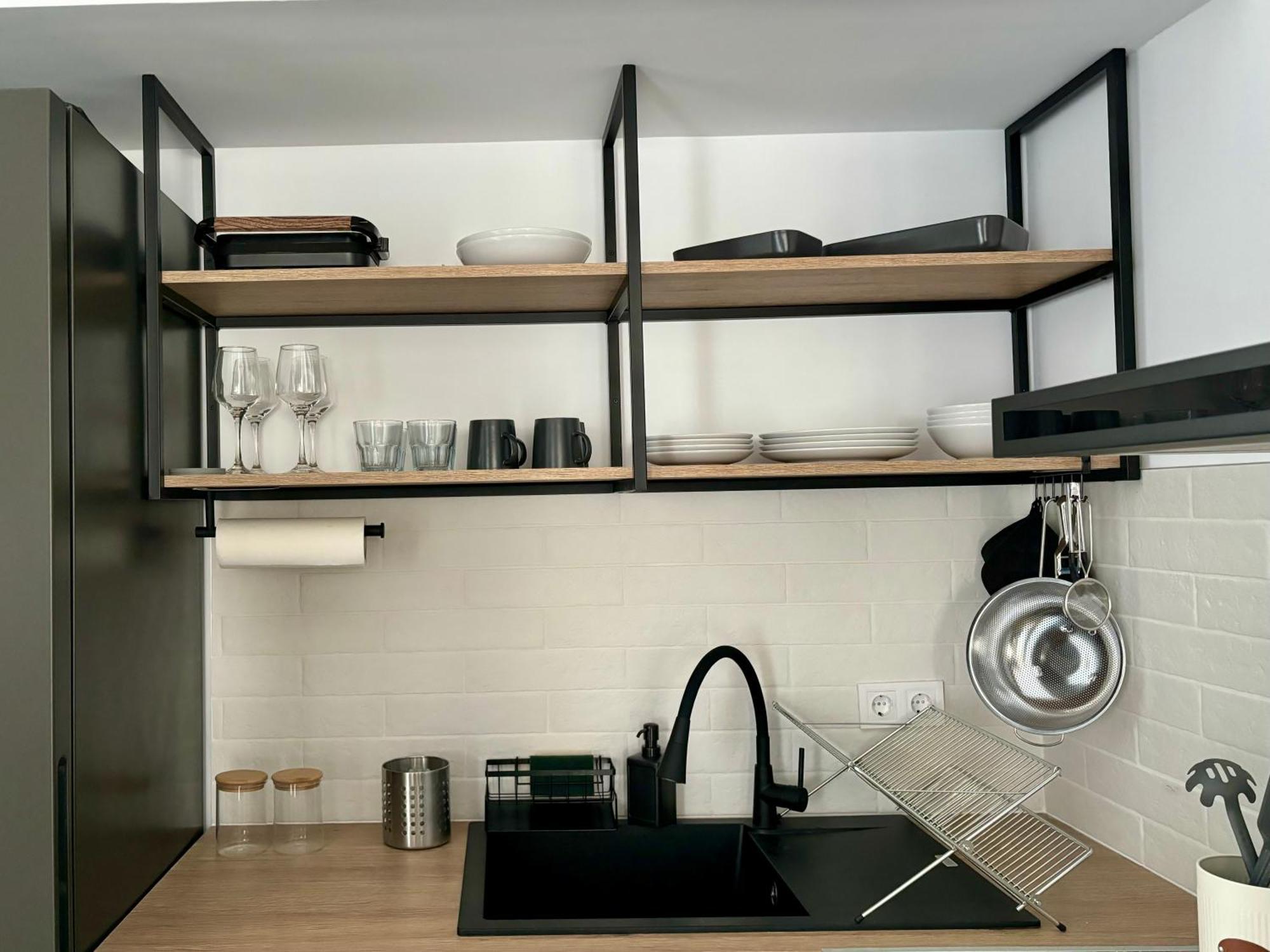 Industrial Loft Comfort Living Ираклио Екстериор снимка